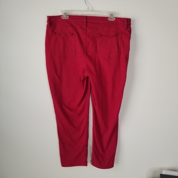 Chico's Red So Slimming Girlfriend Ankle Jeans Size 16R Stretch Festive - Picture 9 of 11
